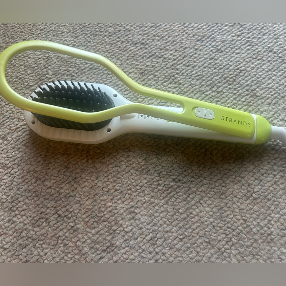 Hair straightener brush smooth